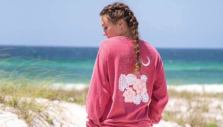 Stay comfortable and stylish with the PINK Wear Everywhere